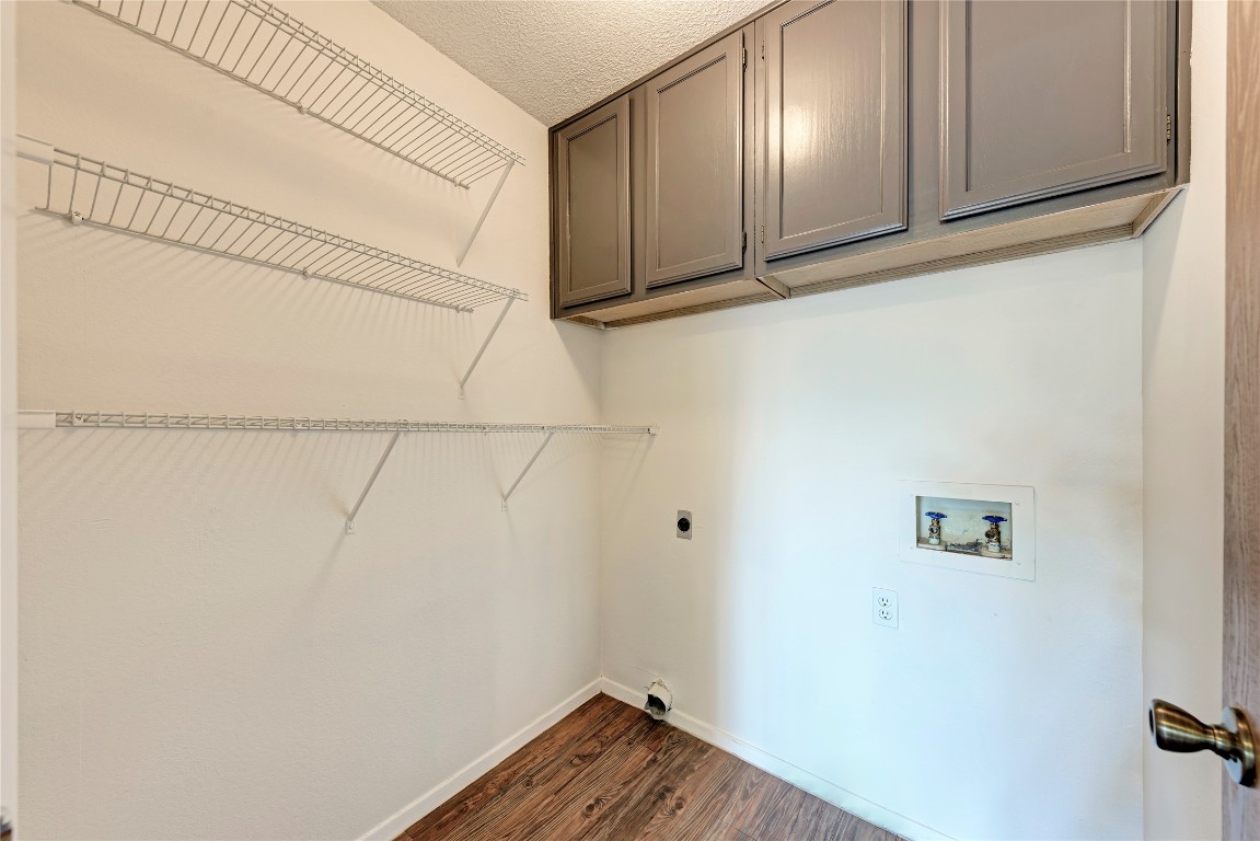 2106 Nickerson Street, Unit 203 Austin, TX 78704 - Photo 15 of 38 a view of a closet