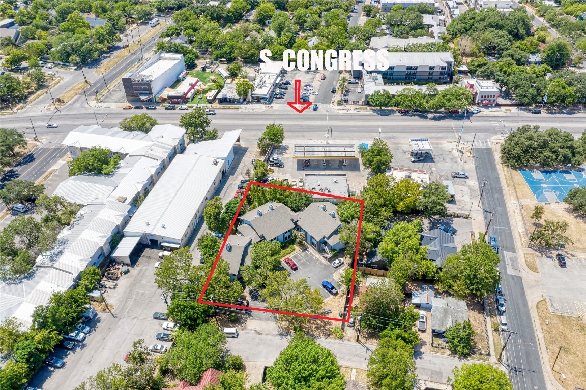 2106 Nickerson Street, Unit 203 Austin, TX 78704 - Photo 38 of 38 an outdoor space with lots of flower plants