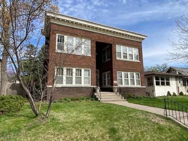$1,295,000 | 2121 Penn Avenue South, Minneapolis, MN 55405