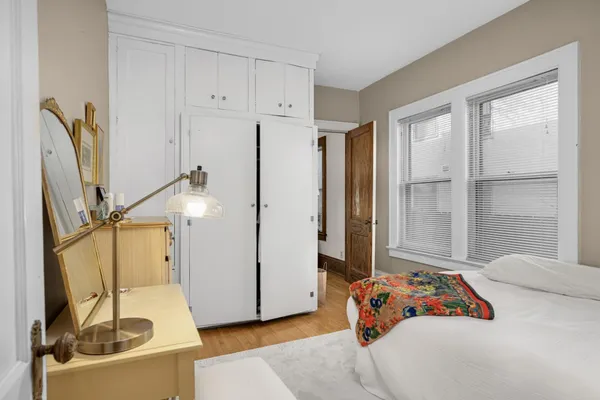 $1,295,000 | 2121 Penn Avenue South, Minneapolis, MN 55405