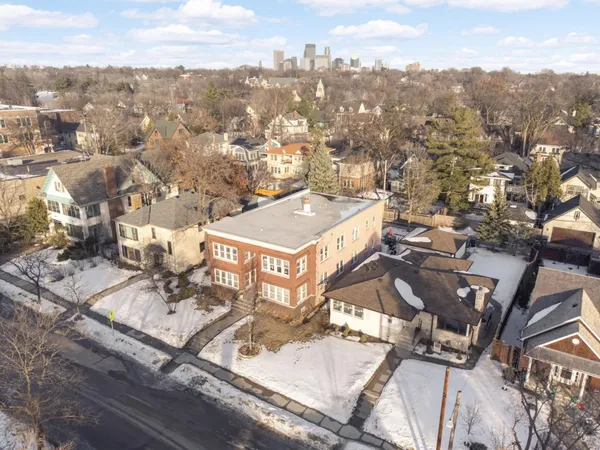$1,295,000 | 2121 Penn Avenue South, Minneapolis, MN 55405