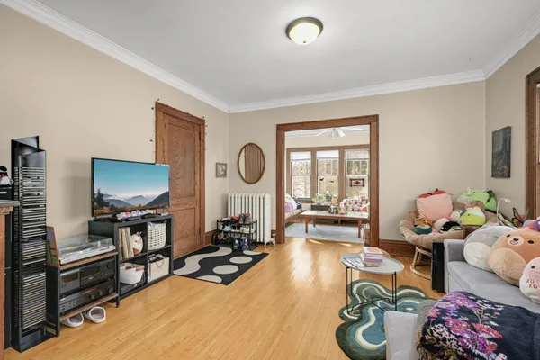 $1,295,000 | 2121 Penn Avenue South, Minneapolis, MN 55405