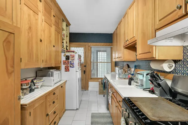 $1,295,000 | 2121 Penn Avenue South, Minneapolis, MN 55405