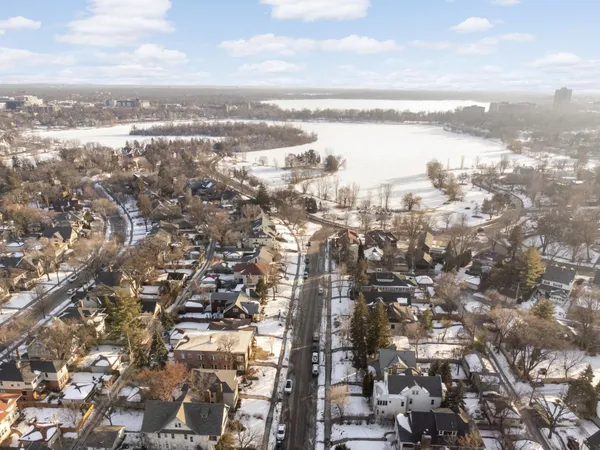 $1,295,000 | 2121 Penn Avenue South, Minneapolis, MN 55405