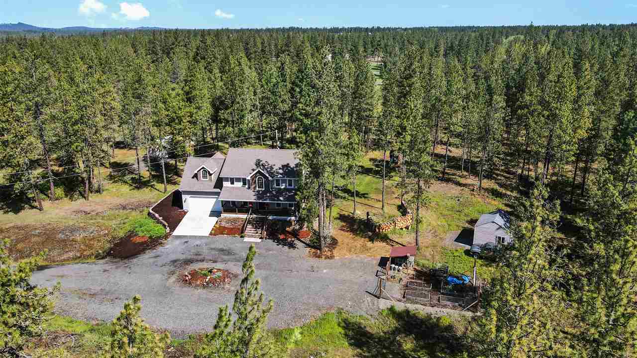 15702 South Sherman Road Cheney, WA 99004 - Photo 2 of 20