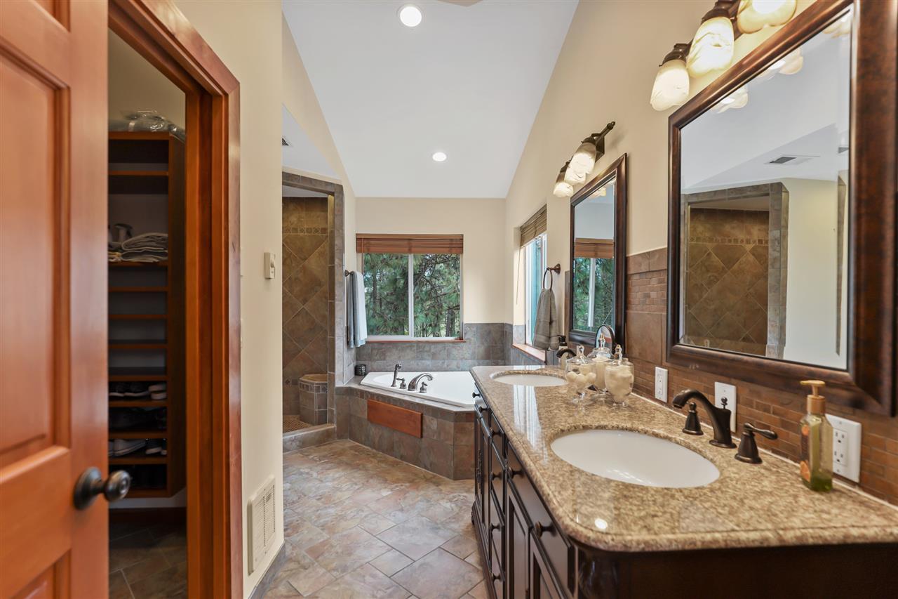 15702 South Sherman Road Cheney, WA 99004 - Photo 11 of 20