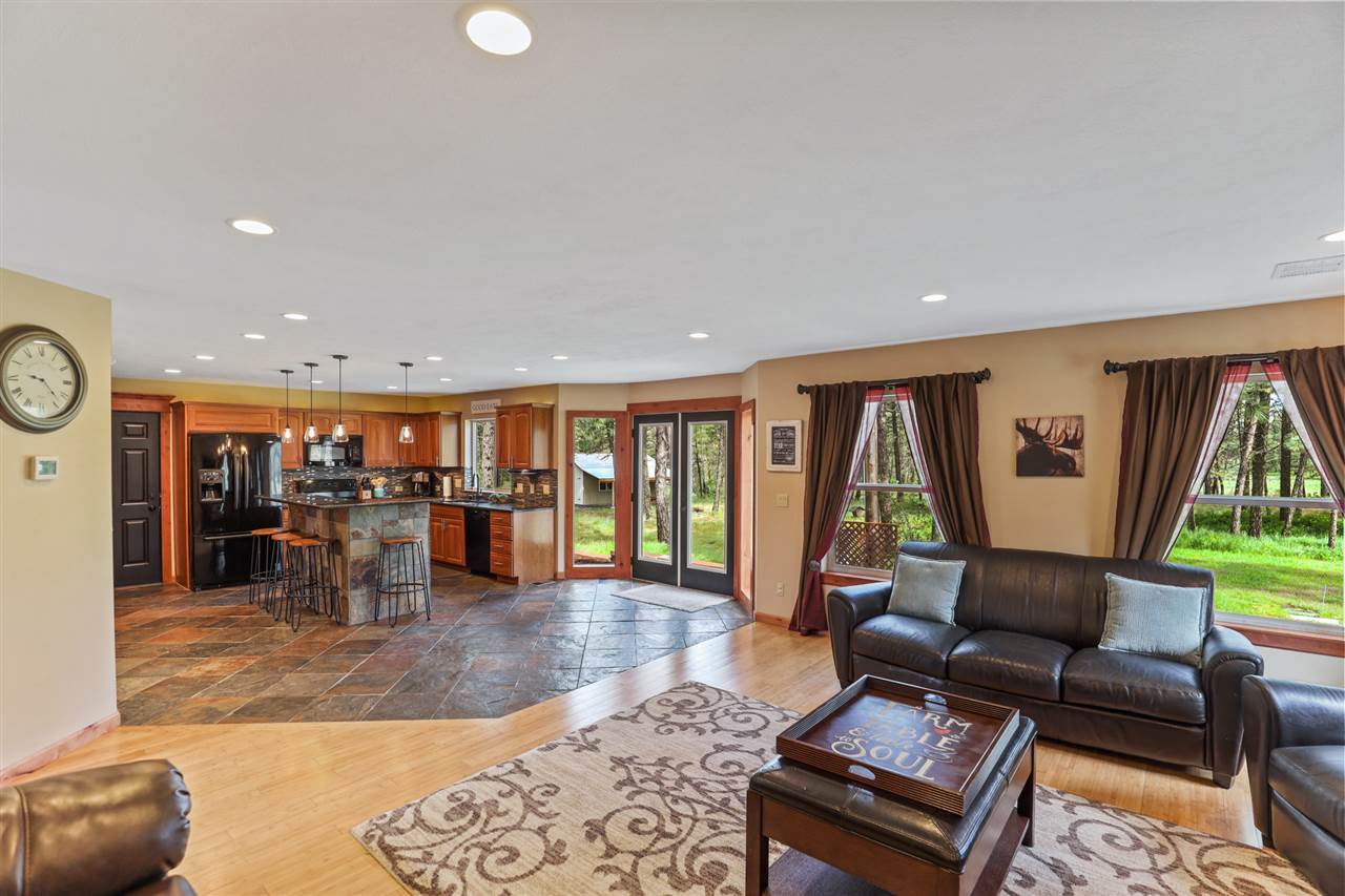 15702 South Sherman Road Cheney, WA 99004 - Photo 5 of 20
