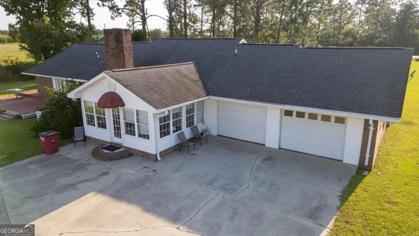 $380,000 | 2115 Blackshear Highway, Baxley, GA 31513