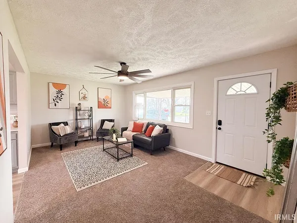 $149,900 | 2940 South Chippewa Lane, Muncie, IN 47302