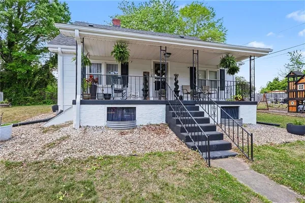 $279,900 | 308 Stone Street, Stoneville, NC 27048