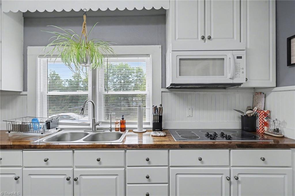 308 Stone Street Stoneville, NC 27048 - Photo 12 of 50