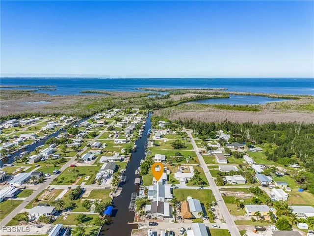 $340,500 | 5025 Curlew Drive, St. James City, FL 33956