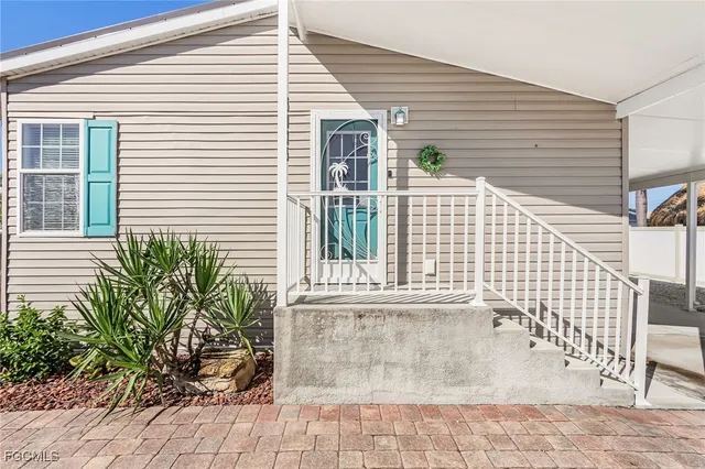 $340,500 | 5025 Curlew Drive, St. James City, FL 33956