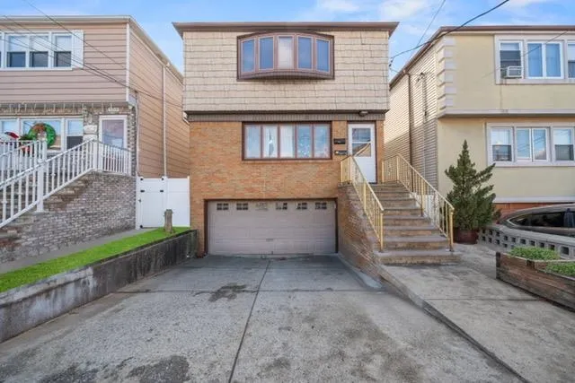 $875,000 | 156 West 21st Street, Bayonne, NJ 07002