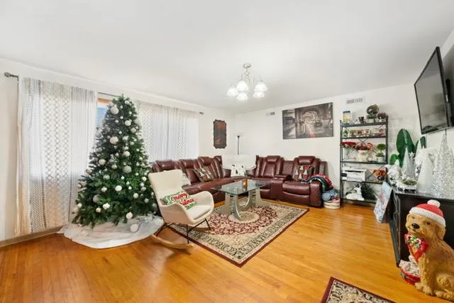 $875,000 | 156 West 21st Street, Bayonne, NJ 07002