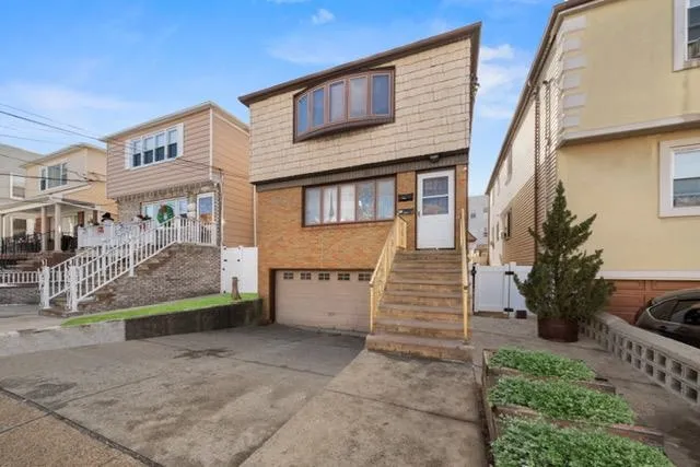 $875,000 | 156 West 21st Street, Bayonne, NJ 07002