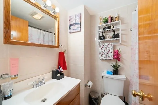 $875,000 | 156 West 21st Street, Bayonne, NJ 07002