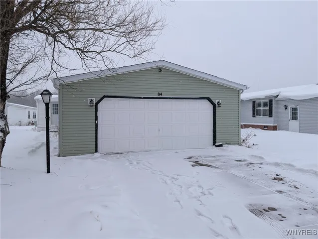 $99,000 | 84 Pocono Park, Newstead, NY 14001