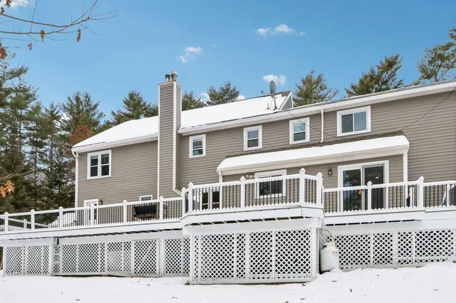 $980,000 | 3 Highlander Drive, North Hampton, NH 03862