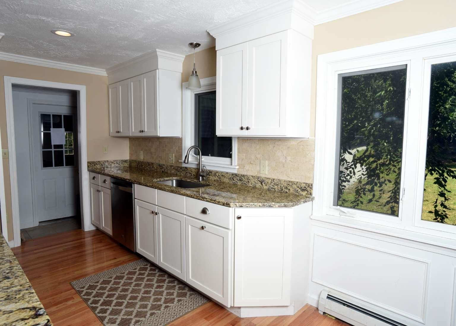 230 North Amherst Road Bedford, NH 03110 - Photo 11 of 20