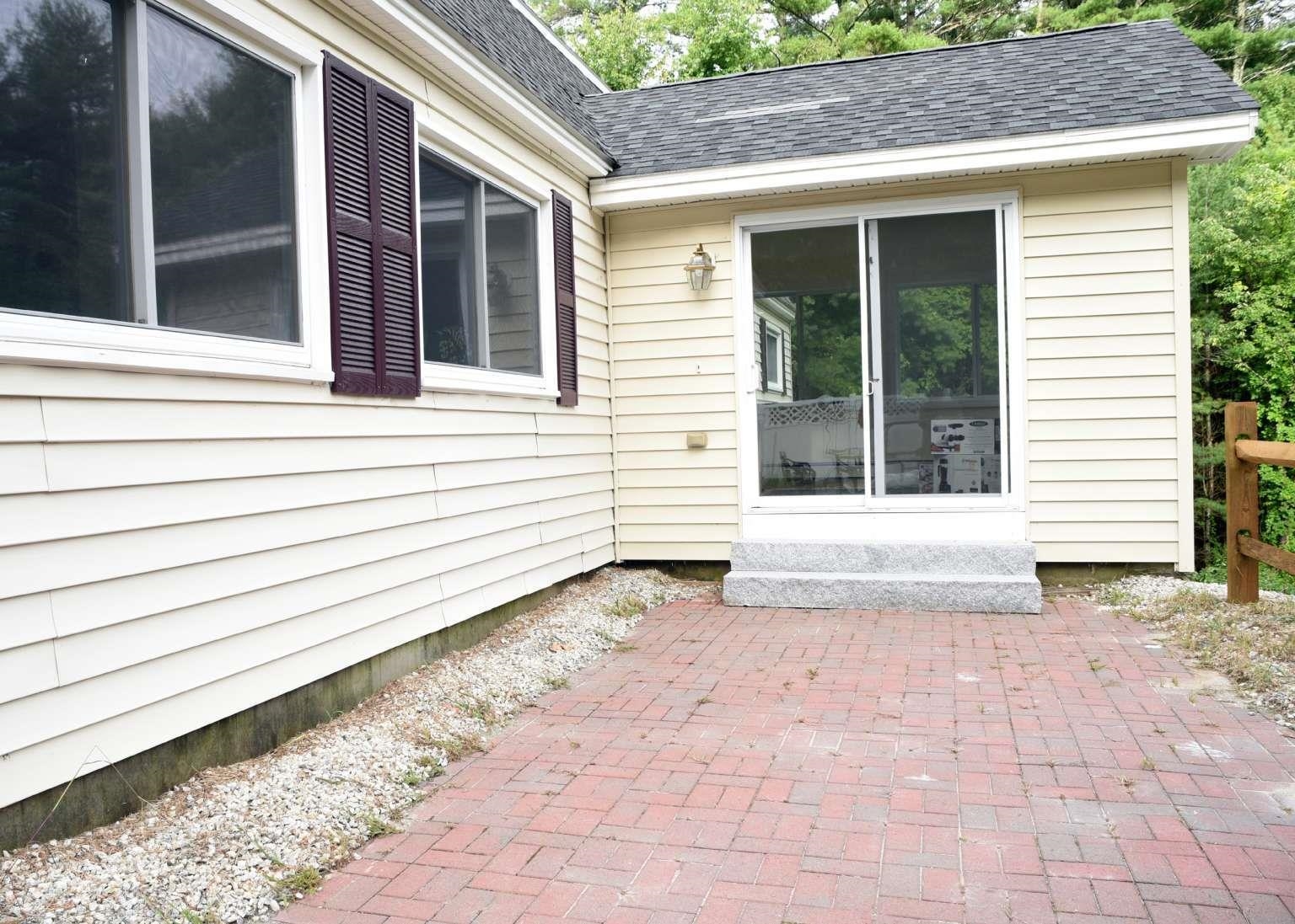 230 North Amherst Road Bedford, NH 03110 - Photo 7 of 20