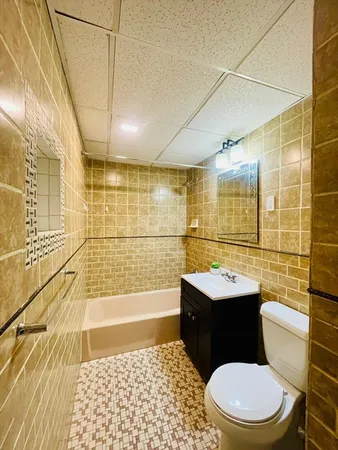 $2,200 | 16 A Mayberry Drive, Unit 1, Westborough, MA 01581