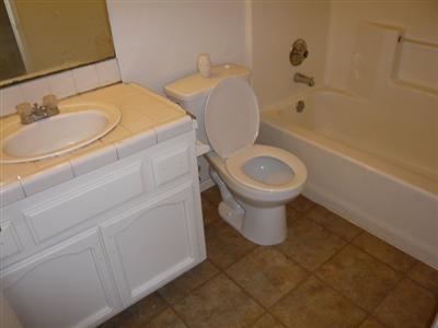 1062 East Santa Rosa Street Reedley, CA 93654 - Photo 2 of 6 Gallery Image 2
