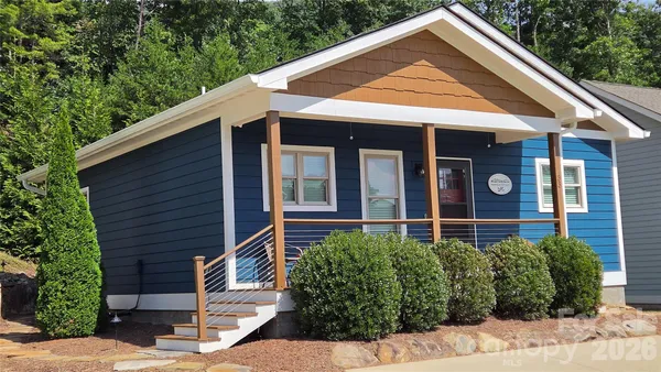 $479,000 | 33 Westside Village Road, Fairview, NC 28730