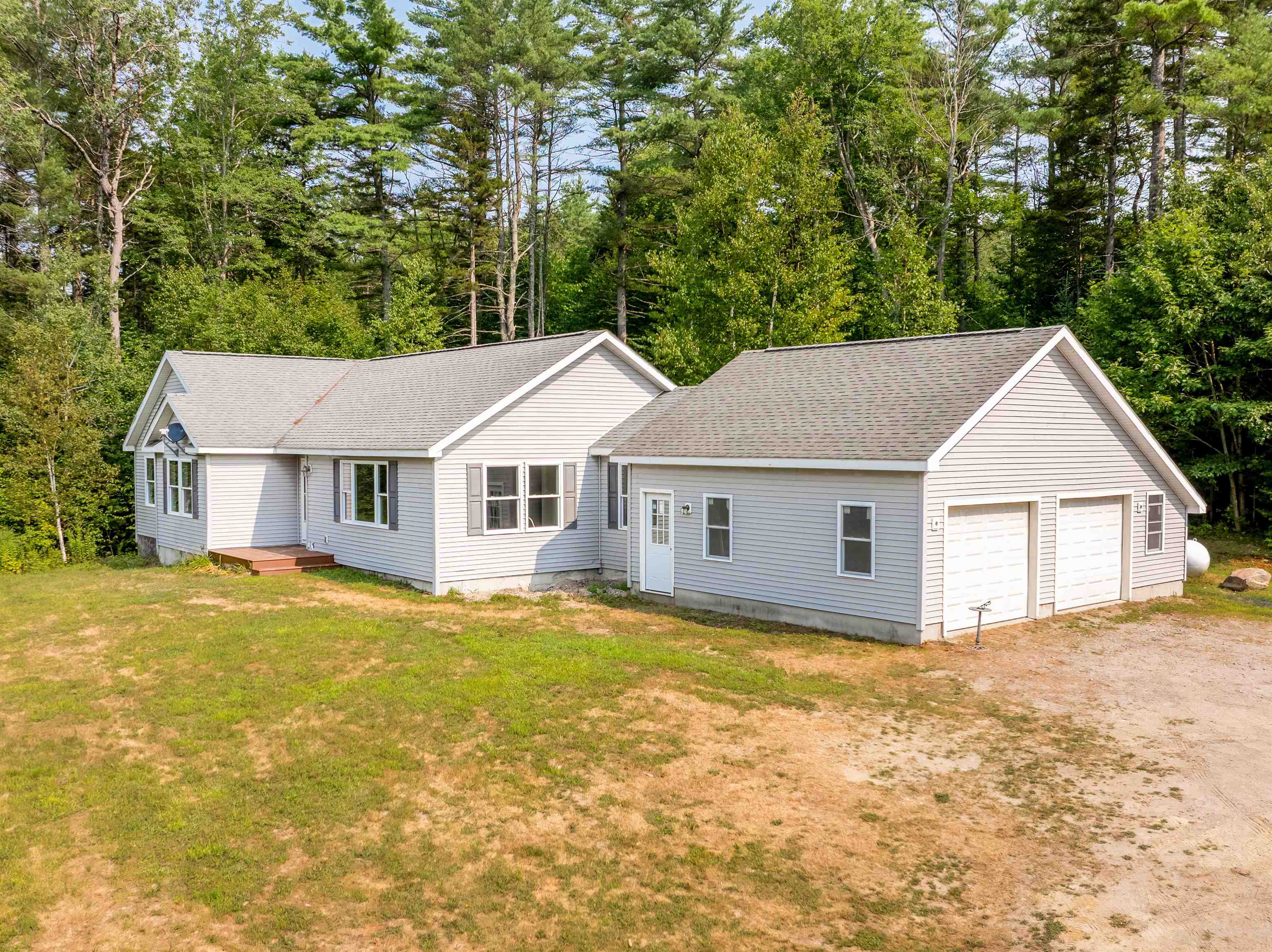 155 B Avery Road Sunapee, NH 03782 - Photo 3 of 25