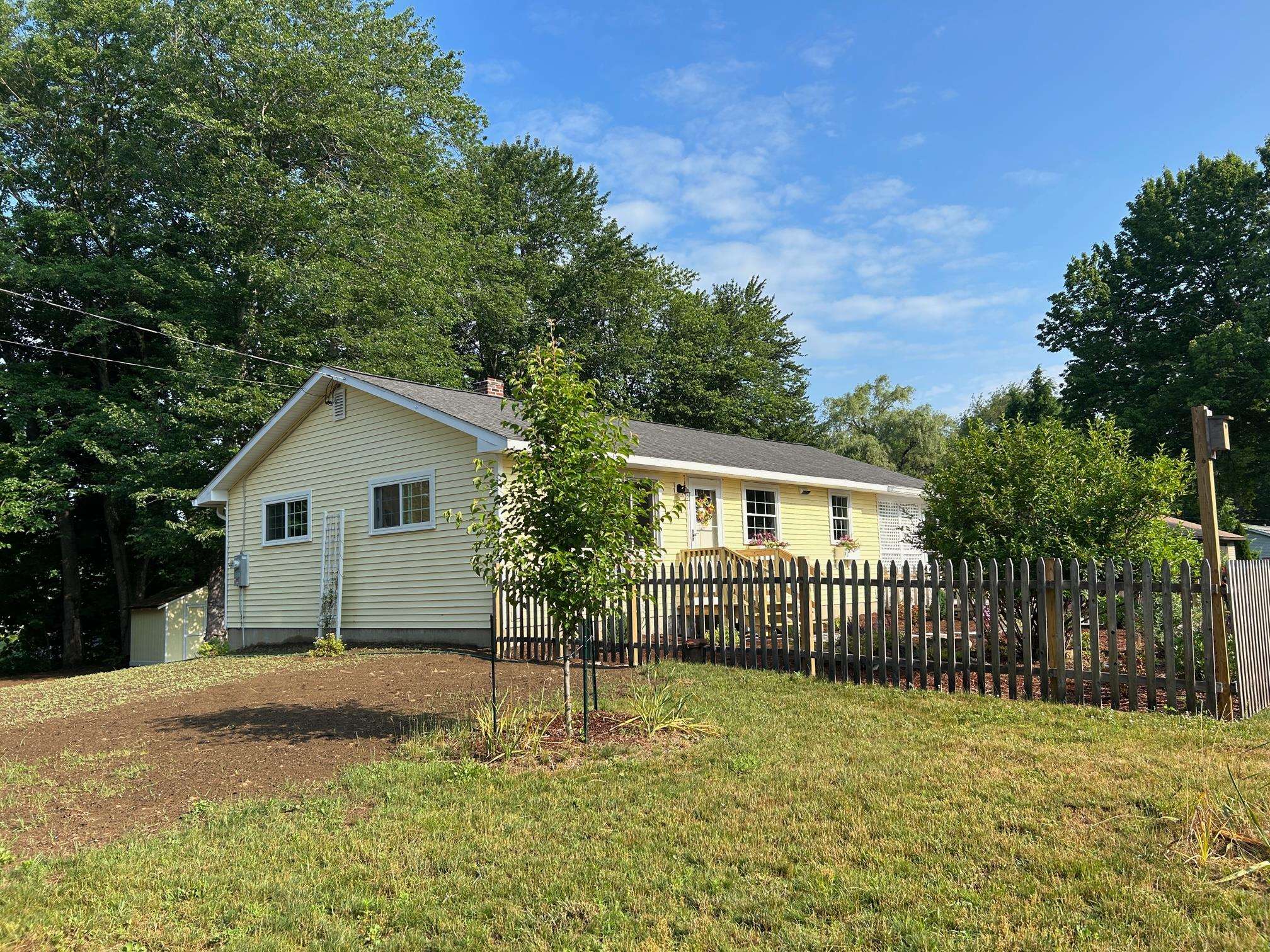 2 Wrights Road Kingston, NH 03848 - Photo 13 of 38