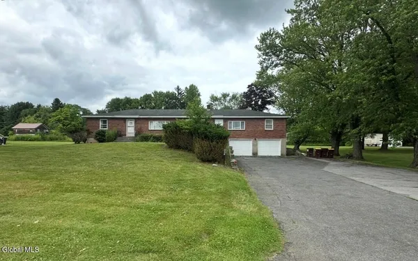 $3,000 | 5059 Western Turnpike, Unit 1, Altamont, NY 12009