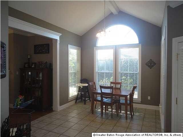 10561 Springglen Court Baton Rouge, LA 70810 - Photo 5 of 15
