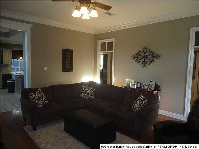 10561 Springglen Court Baton Rouge, LA 70810 - Photo 9 of 15