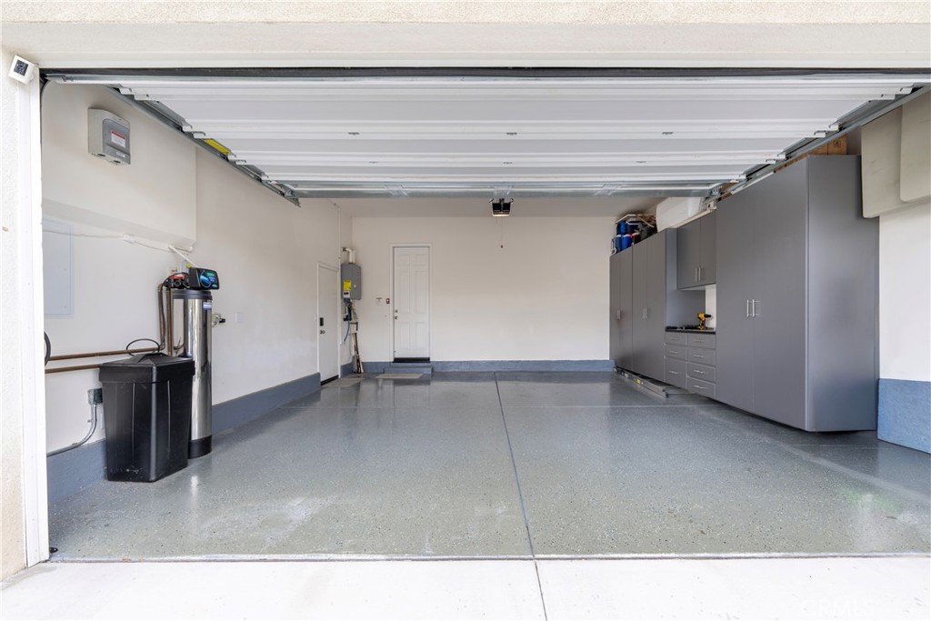 4124 Cameron Way Corona, CA 92883 - Photo 11 of 76