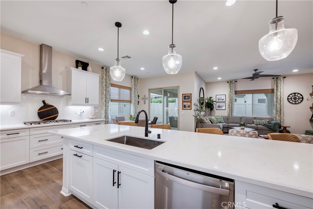 4124 Cameron Way Corona, CA 92883 - Photo 26 of 76