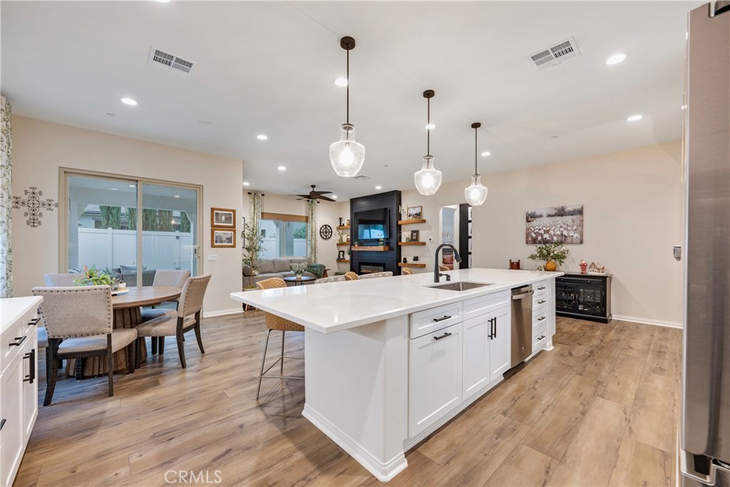 4124 Cameron Way Corona, CA 92883 - Photo 32 of 76