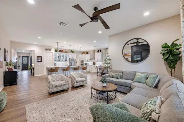 $859,000 | 4124 Cameron Way, Corona, CA 92883