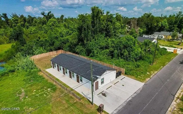 $850 | 143 Claire Avenue, Unit 103, Panama City, FL 32401