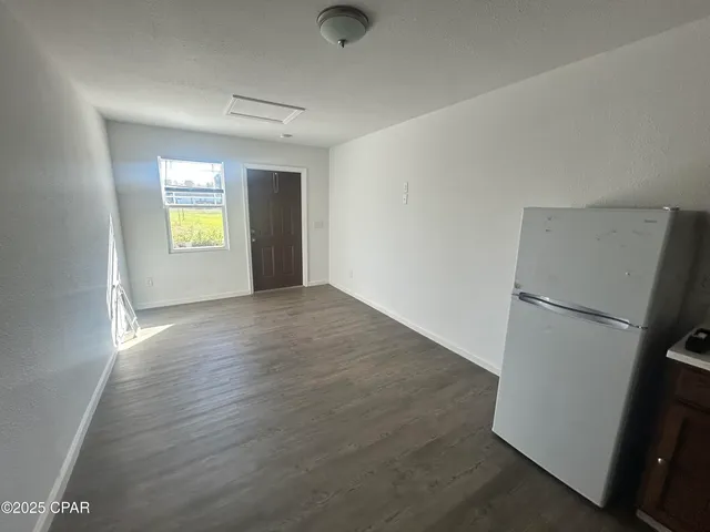 $850 | 143 Claire Avenue, Unit 103, Panama City, FL 32401