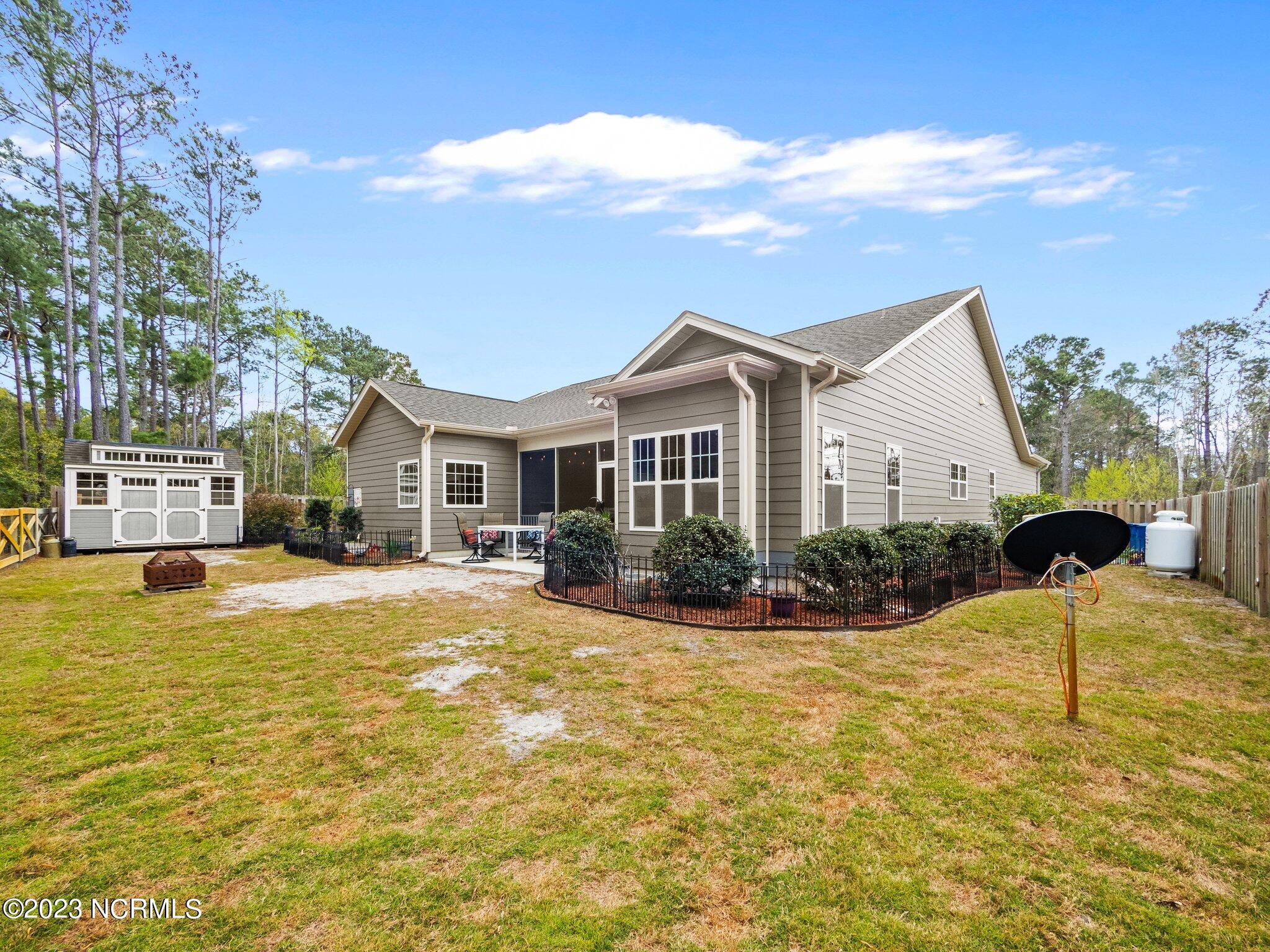 206 Canter Crest Road Hampstead, NC 28443 - Photo 5 of 50 5-web-or-mls-05