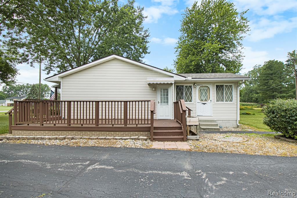 2100 Carleton West Road Carleton, MI 48117 - Photo 4 of 31