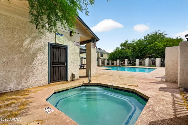 a view of an entryway of house