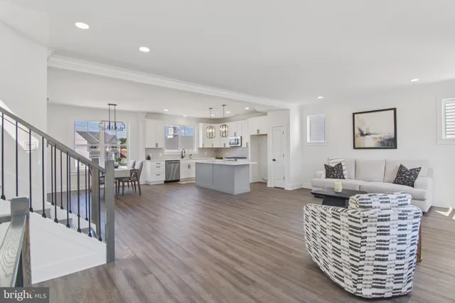 $684,900 | 9838-44 Legion Street, Unit 4, Philadelphia, PA 19114