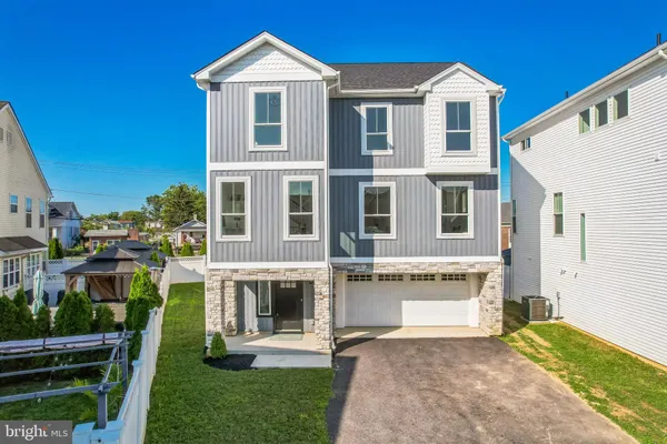 $698,900 | 9838-44 Legion Street, Unit 4, Philadelphia, PA 19114