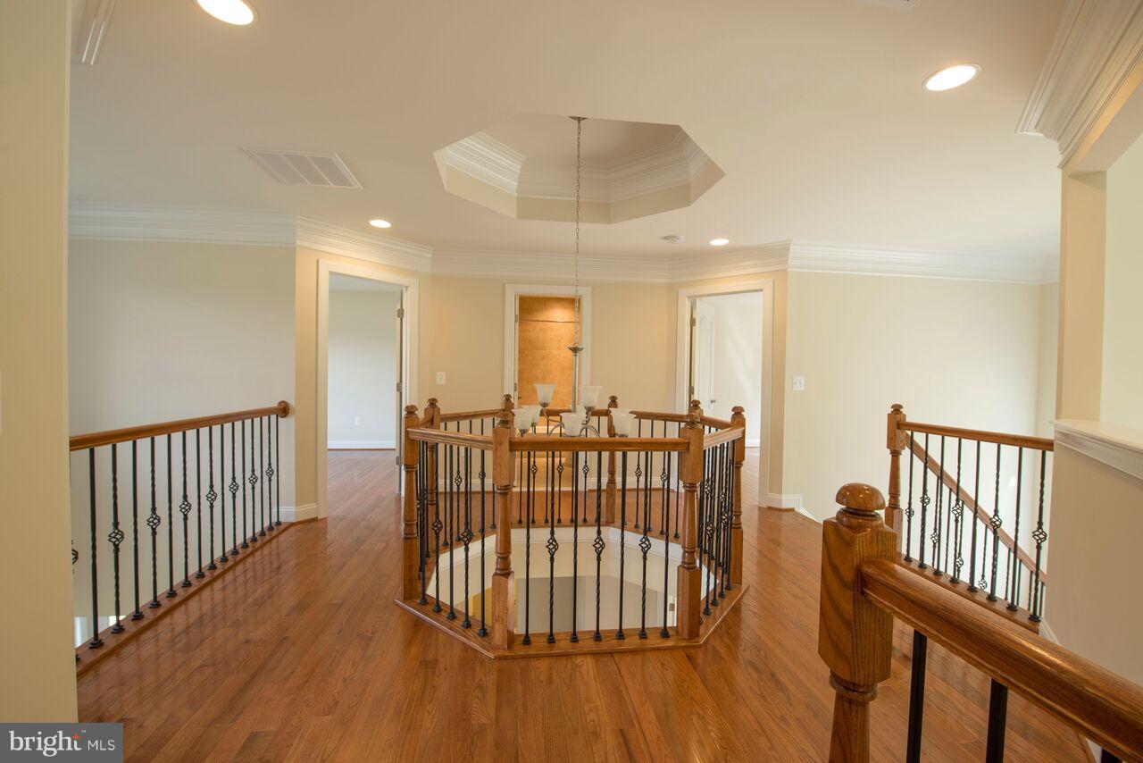 13665 Hidden Creek Road Manassas, VA 20112 - Photo 14 of 26 Carlisle - Upper Hallway