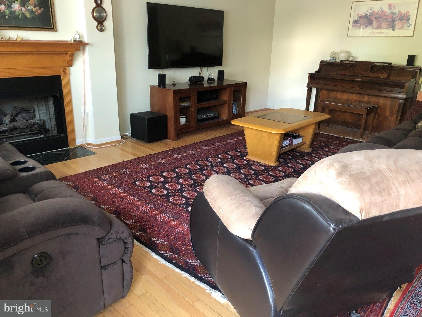 304 Morris Road Wayne, PA 19087 - Photo 4 of 25 Living Room