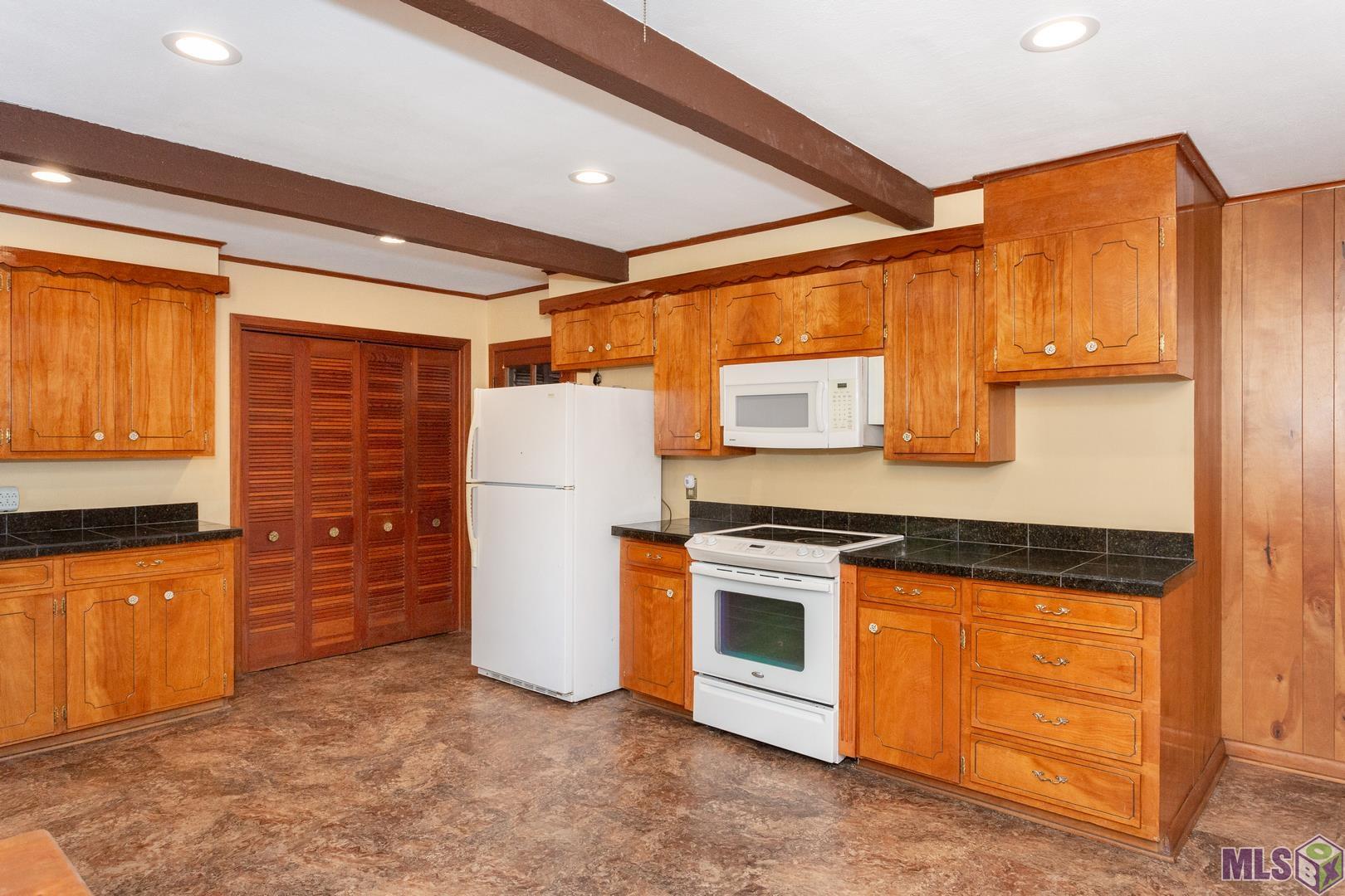 9849 Regency Drive Baton Rouge, LA 70815 - Photo 9 of 22 Gallery Image 9