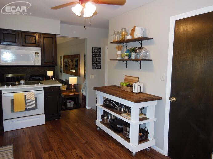 3129 Dillon Road Flushing, MI 48433 - Photo 10 of 33 21281321-9.JPG