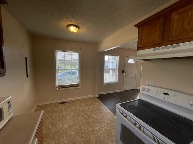451 Spring Street Mount Sterling, KY 40353 - Photo 5 of 8 image5
