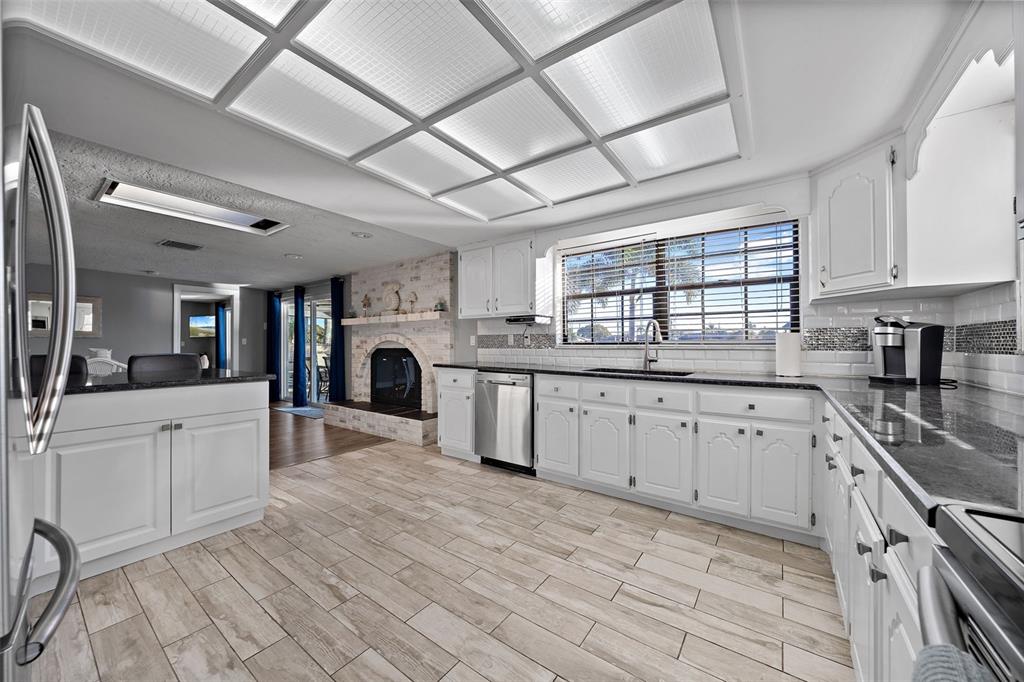 5702 Riddle Road Holiday, FL 34690 - Photo 15 of 53 Gallery Image 15